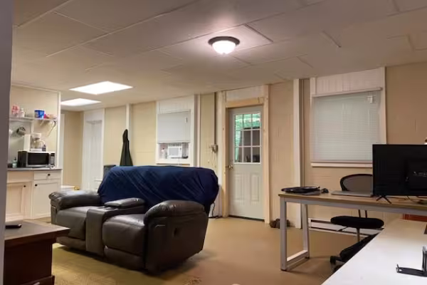 US 321 living room