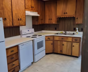 deck hill kitchen