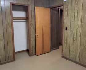 deck hill closet